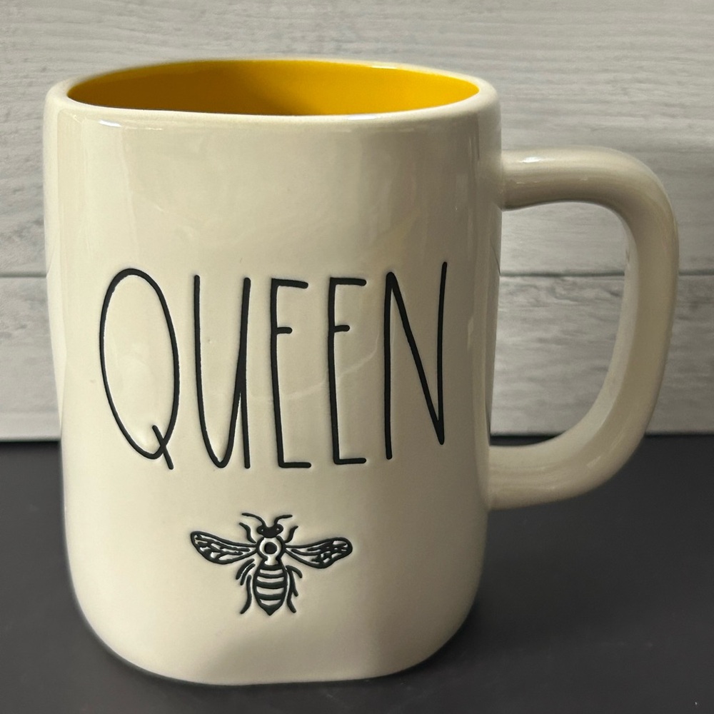 Rae Dunn Queen Bee Mug